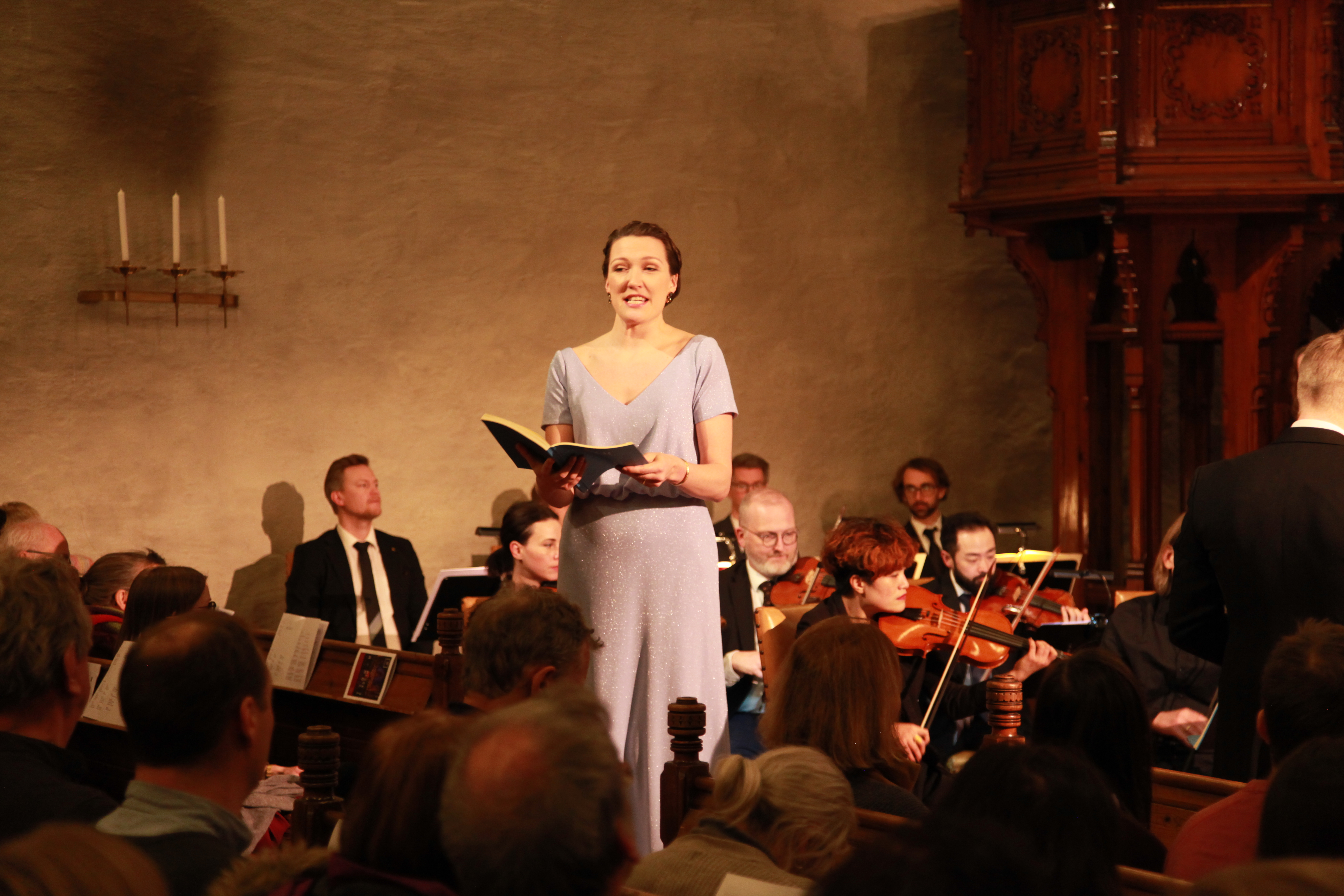 Mari Askvik var en av solistene under konserten i Bergen domkirke søndag 15. desember