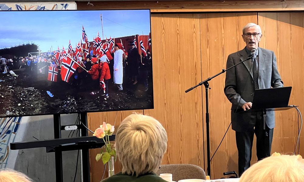 Menighetens første diakon Jostein Idland forteller om byggingen av kirken.